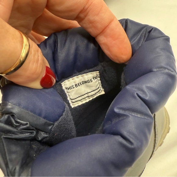 L.L. Bean Toddlers Snow boots size 8 - Picture 7 of 7